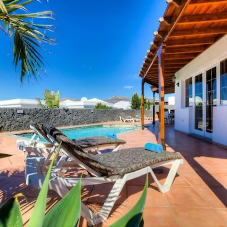 Puerto Del Carmen Sleeps 8 Pool Wifi Willa *